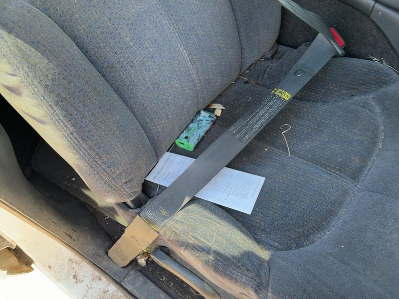 1998-2005 Blazer S10/jimmy S15 Front Seat Belt RH