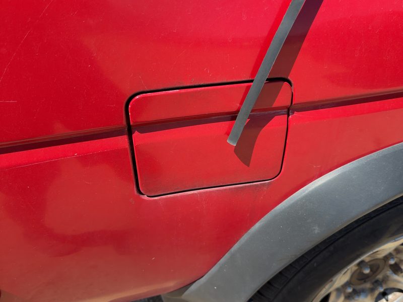 1994 Nissan Pathfinder Fuel Tank Door
