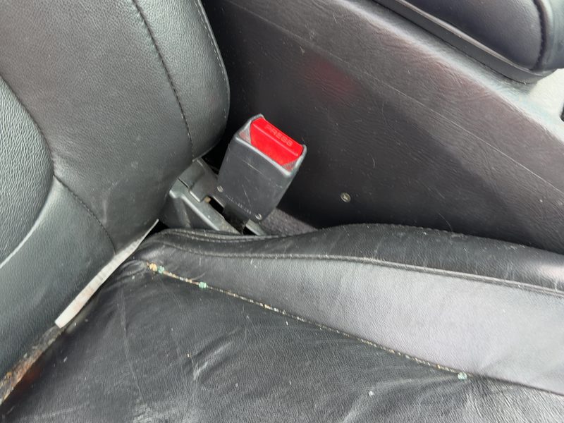 2000 Infiniti I30 Front Seat Belt RH