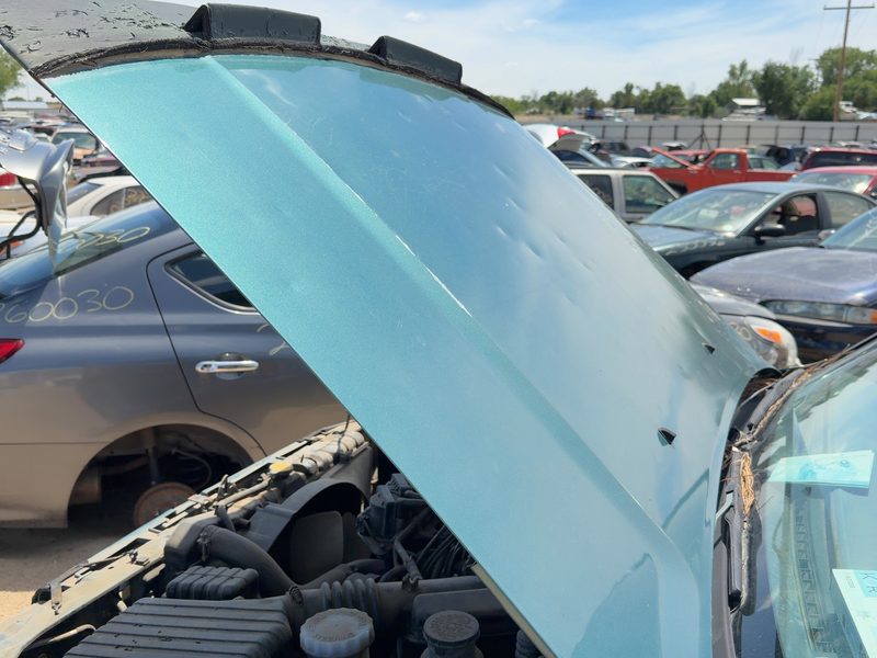 1991-1997 Isuzu Rodeo Hood