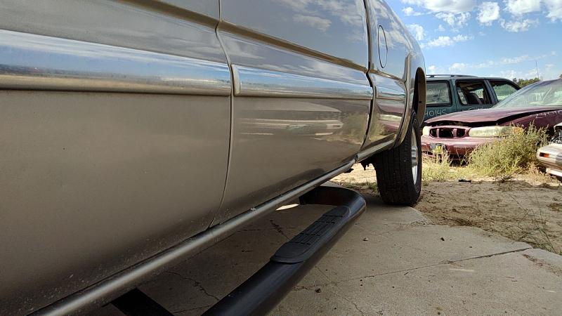2000-2007 GMC Sierra 2500 Pickup Rear Door LH