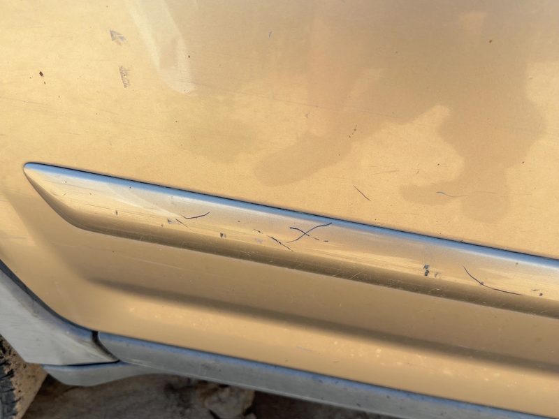 2002-2006 Honda Crv Rear Door Moulding RH
