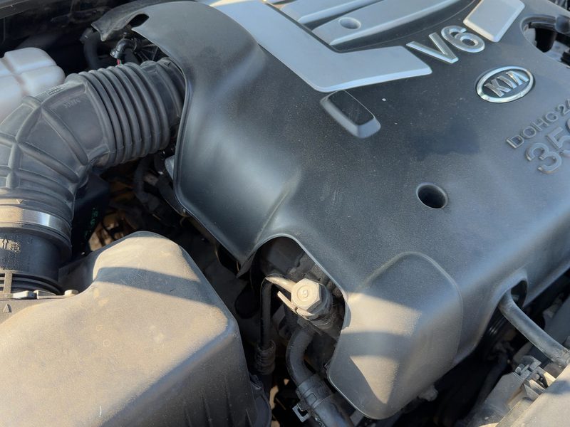 2001-2006 Kia Sorento Cylinder Head RH
