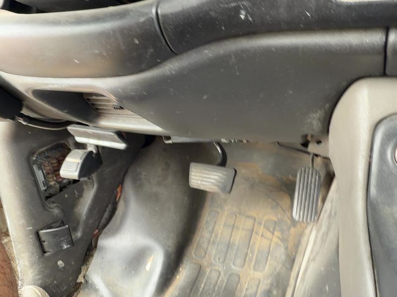 1996-2002 Chevrolet Van Express 2500 Series Dash Panel
