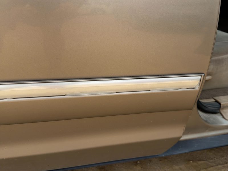 1998-2005 Mercury Grand Marquis (79 & Up) Rear Door Moulding RH