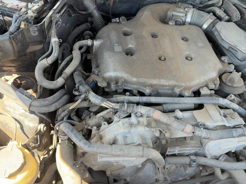 2004-2008 Infiniti M35 Cylinder Head RH
