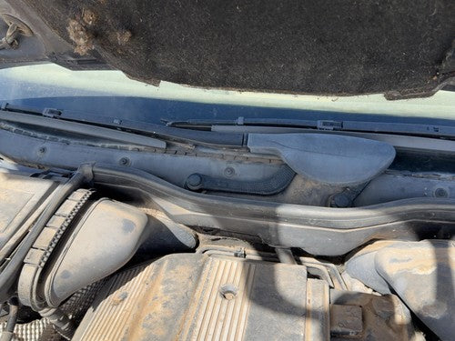 2001 BMW 530i Passenger Right Windshield Wiper Arm Blade Lever 61618209880