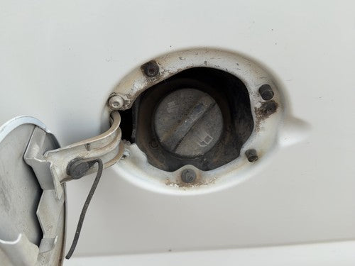 1998-2002 Chevy Express Van 2500 Fuel Filler Neck Assembly With Gas Cap Oem 4.3L