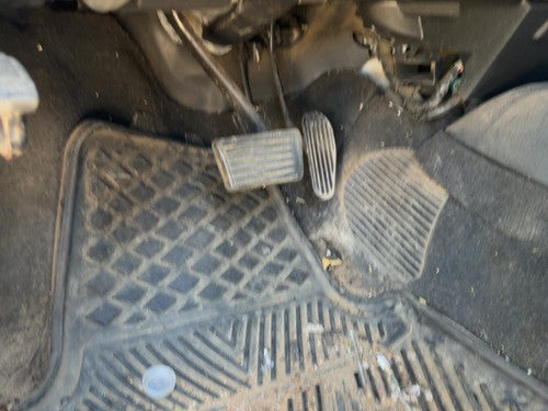 1998-2005 Chevy S10 Blazer Gas Pedal Assembly Accelerator OEM 15714254