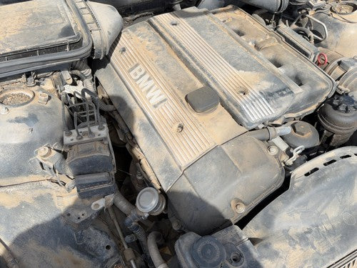 2001 BMW 530i Sedan Valve Cover 3.0L M54 11121432928