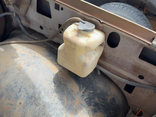 80 Silverado C20 Windshield Washer Fluid Reservoir With Pump Oem Wiper Tank