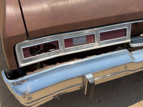 1974-1976 Chevy Impala Driver Left Tail Light Brake Lamp Oem Rear 05951567