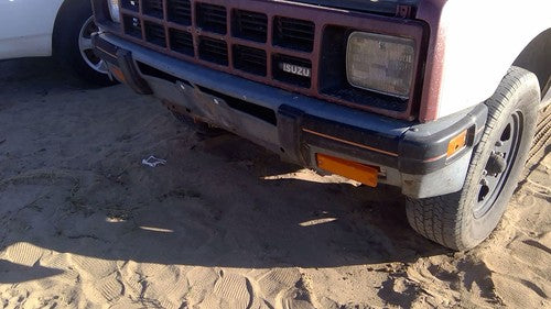 1986-1987 Isuzu Pup Pickup Front Bumper With Brackets Oem Chrome Bent Up