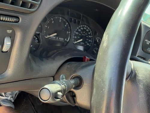 2000-2003 Chevy S10 Blazer Steering Column Assembly Floor Shift AT Graphite 12H