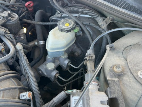 95-01 Chevy Lumina Power Brake Booster with Master Cylinder Pair Set 18029965