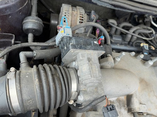 2005-2006 Chevy Equinox Throttle Body Valve Oem With Sensors 3.4L 12589308