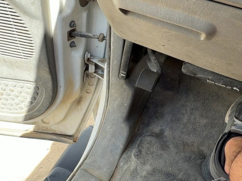1999-2007 Ford F350 Driver Left Lower Kick Trim Panel Oem Gray