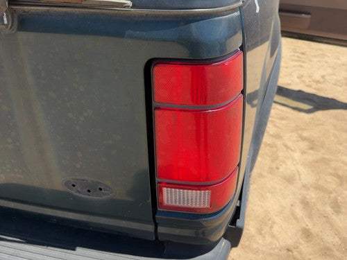 1991-1994 Ford Explorer 2 Dr Passenger Right Tail Light Brake Lamp Rear OEM