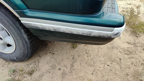 1995-1997 S10 Blazer Driver Left Rear Moulding Bumper End Cap Oem Green