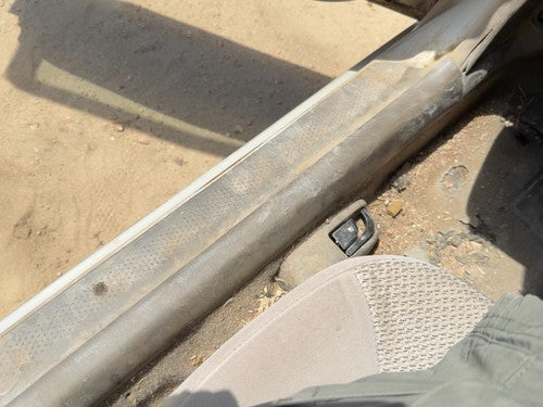 2000 Mazda Protege Dx Driver Left Lower Sill Step Moulding Trim Panel Oem Brown