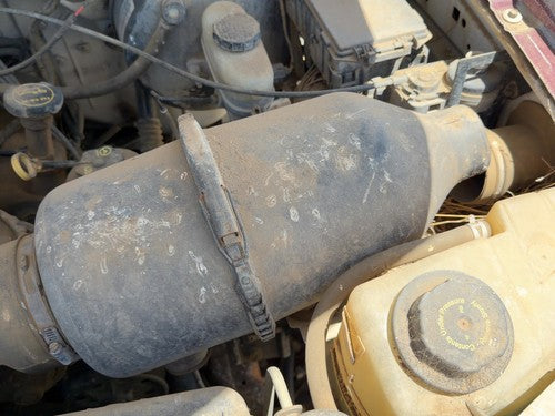 99-04 F150 Complete Air Intake Cleaner Filter Box Housing With Tube Oem 4.2L