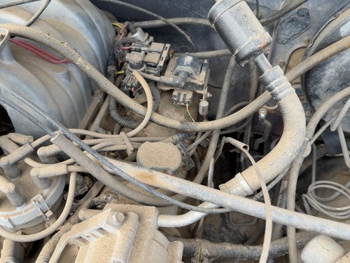 1987-1991 Ford F150 Driver Left Valve Cover Oem 5.0L