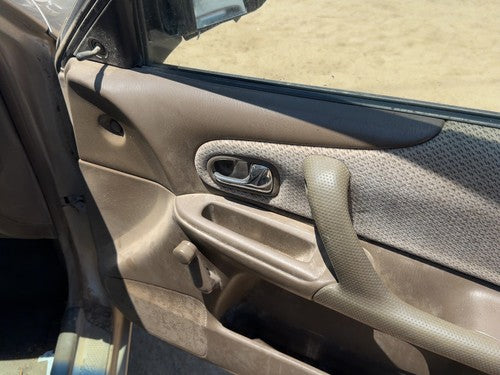 1999-2000 Mazda Protege Dx Passenger Right Front Door Trim Panel Manual Brown