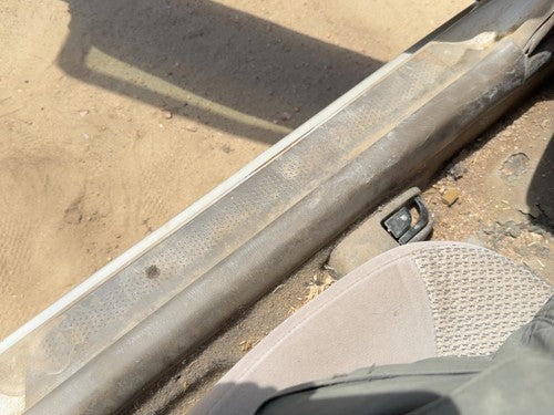 2000 Mazda Protege Dx Driver Left Lower Sill Step Moulding Trim Panel Oem Brown
