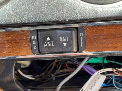1980 Mercedes 450SL 107 Power Antenna Switch Dash OEM 0008206910