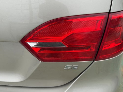 2011-2014 Vw Jetta Passenger Right Inner Tail Light Brake Lamp Oem Rear