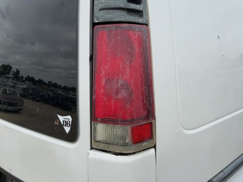 2000-2002 Chevy Express Van 2500 Passenger Right Tail Light Brake Lamp Oem Rear