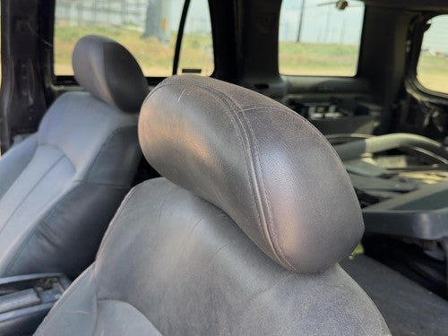 01 Chevy S10 Blazer Pair Of Front Headrests Oem Left Right Set Seat Graphite 122