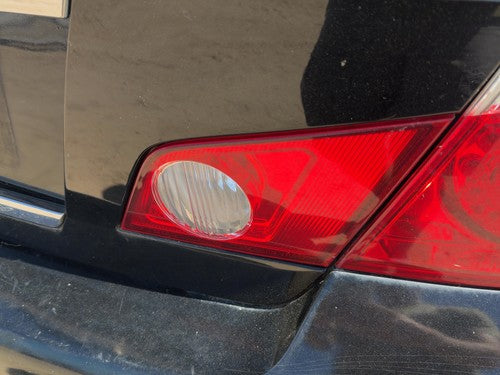06-07 M35X Passenger Right Inner Tail Light Brake Lamp Oem Rear Lid Mounted