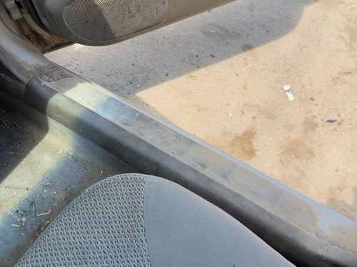 00 Protege Dx Passenger Right Lower Sill Step Moulding Trim Panel Oem Brown