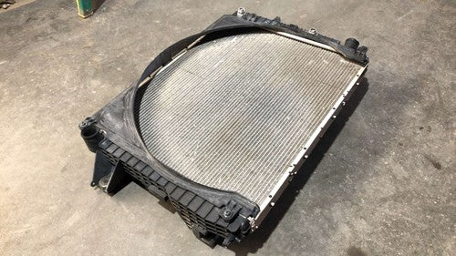 2013-2018 Dodge Ram 4500 Radiator With Fan Shroud Oem Cummins 6.7L At 4X4