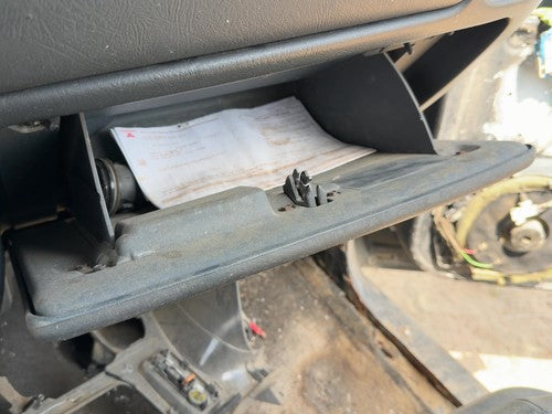 01 Chevy S10 Blazer Glove Box Assembly Complete Door With Latch Oem Graphite 122