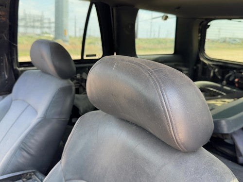 01 Chevy S10 Blazer Pair Of Front Headrests Oem Left Right Set Seat Graphite 122