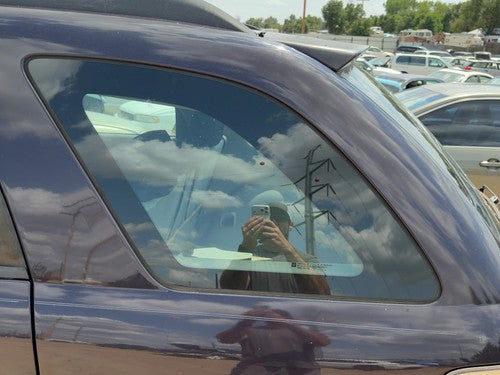 2005-2009 Chevy Equinox Driver Left Rear Quarter Glass Back Side Window Oem