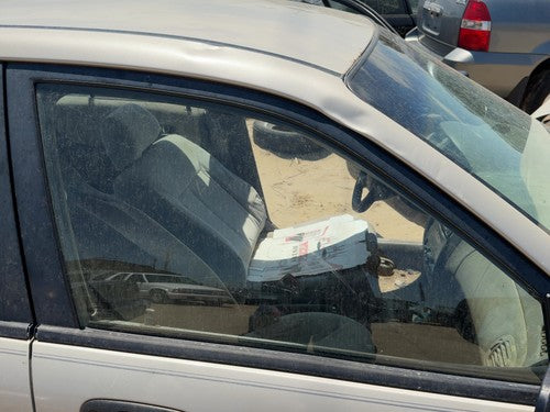 1999-2001 Mazda Protege Dx Passenger Right Front Side Window Door Glass Oem