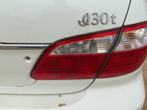 00-01 I30 Passenger Right Inner Tail Light Brake Lamp Oem Rear Lid Mounted