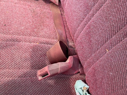 1987-1996 Dodge Dakota Driver Left Front Seat Belt Buckle Receiver Oem Red