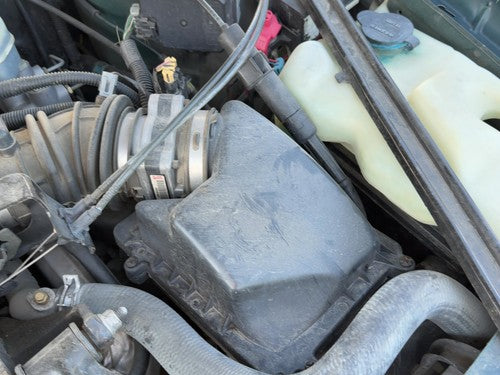 94-01 Lumina Complete Air Intake Cleaner Filter Box Housing With Tube Oem 3.1L