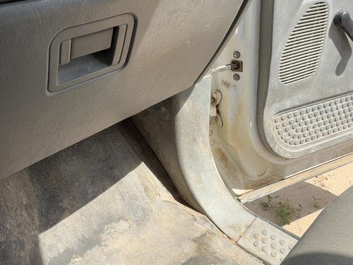 1999-2007 Ford F350 Passenger Right Lower Kick Trim Panel Oem Gray