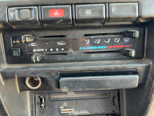 1994 Nissan Pathfinder Temperature Control Module In Dash Heater AC Head Unit