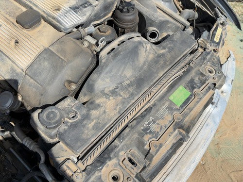 2001 BMW 530i E39 Radiator Cooling Fan Shroud OEM Plastic 3.0L 17111705580