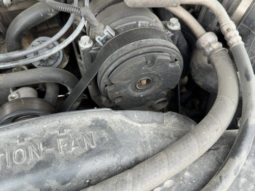 1998 Chevy S10 Blazer Power Steering Pump With Mount Bracket Oem 4.3L
