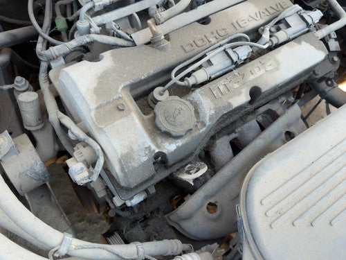 1999-2001 Mazda Protege Dx Valve Cover Oem 1.6L Zl0110210A