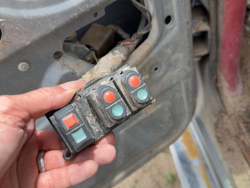 1987-1991 Ford F150 Pickup Driver Left Power Window Master Switch E7TZ14529A