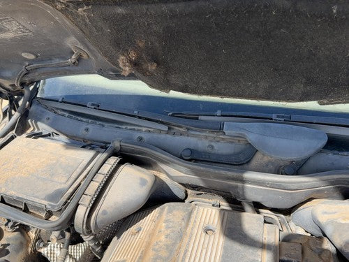 2001 BMW 530i Passenger Right Windshield Wiper Arm Blade Lever 61618209880
