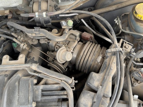 2000 Infiniti I30 Throttle Body Valve Oem With Sensors 3.0L Automatic 161192Y900